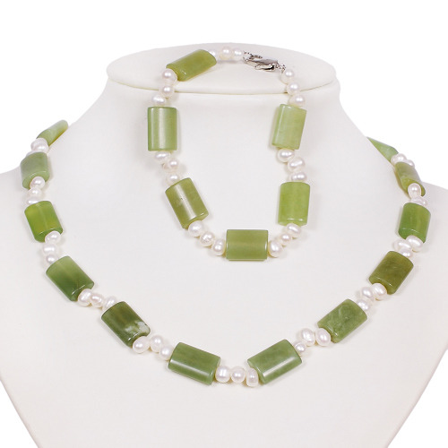 Armkette + Halskette 6747 - Süßwasserperlen & Jade - zum Schließen ins Bild klicken